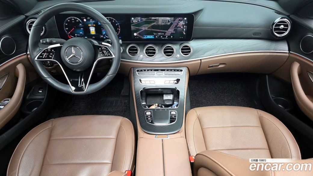 Mercedes-Benz E-Class E250 AMG Line, 2023
