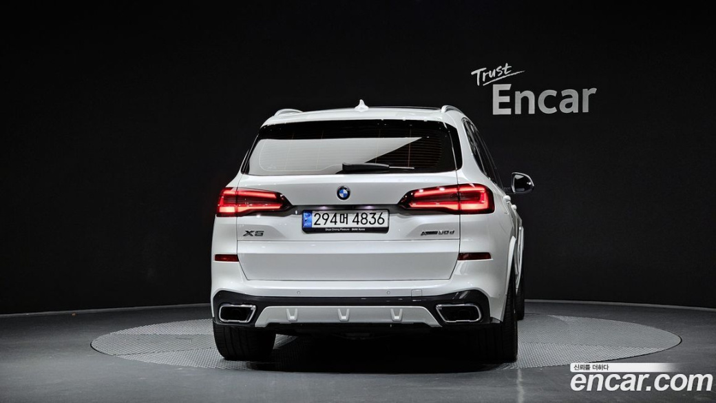 BMW X5 xDrive 30d M Sport, 2022