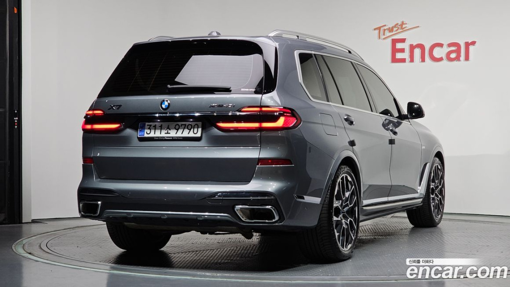 BMW X7 xDrive 40i M Sport 6STR, 2024
