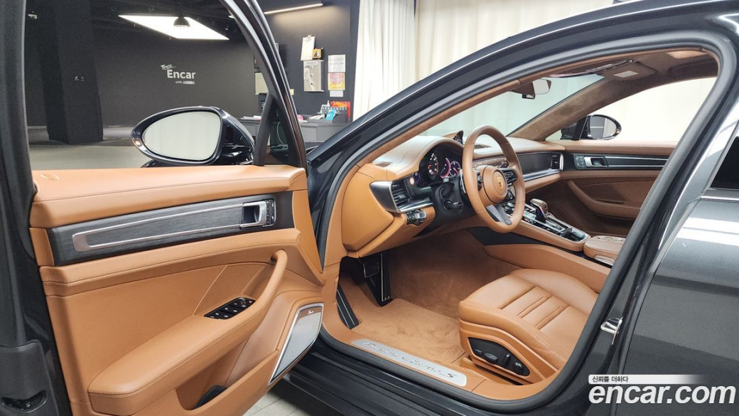 Porsche Panamera 4.0 Turbo S, 2023