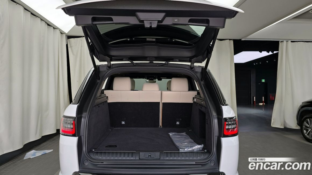 Land Rover Range Rover Sport P360 HSE Dynamic, 2022