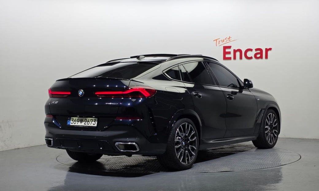 BMW X6 xDrive40i M Sport, 2024