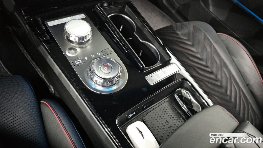 Genesis G80 Gasoline 2.5 Turbo AWD, 2025