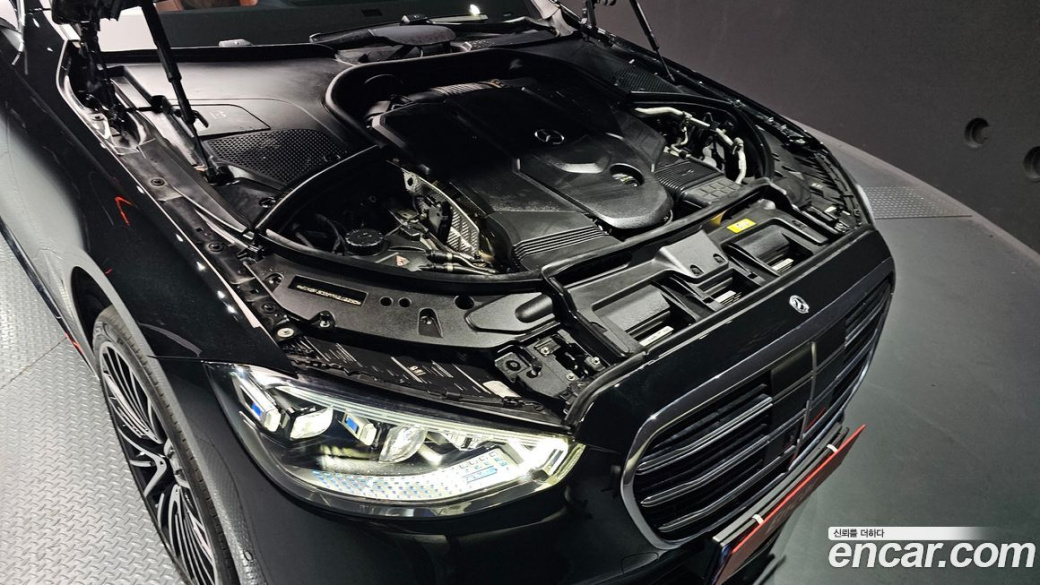 Mercedes-Benz S-Class S400 d 4MATIC, 2023