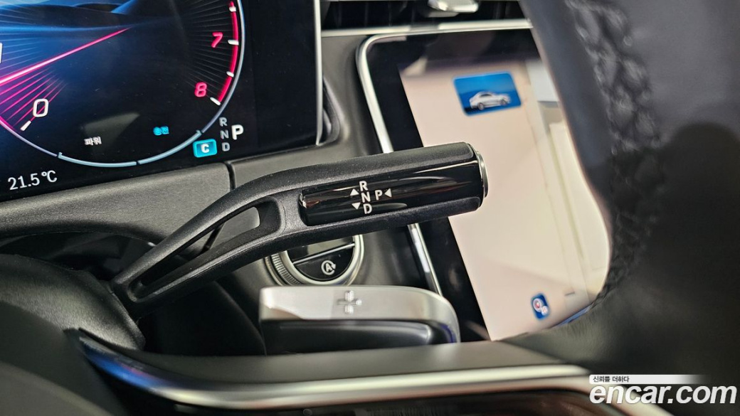 Mercedes-Benz E-Class E200 Avantgarde, 2025
