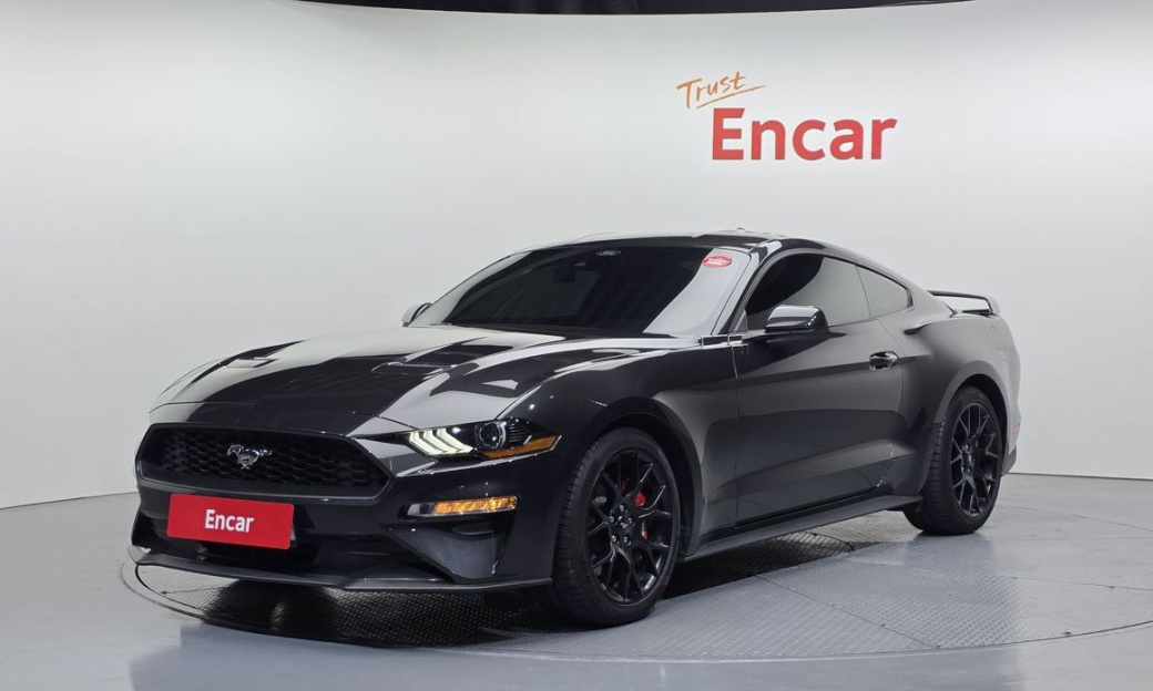 Ford Mustang Coupe, 2023