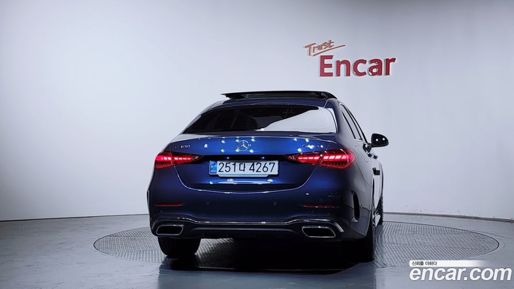 Mercedes-Benz C-Class C300 4MATIC AMG Line, 2024