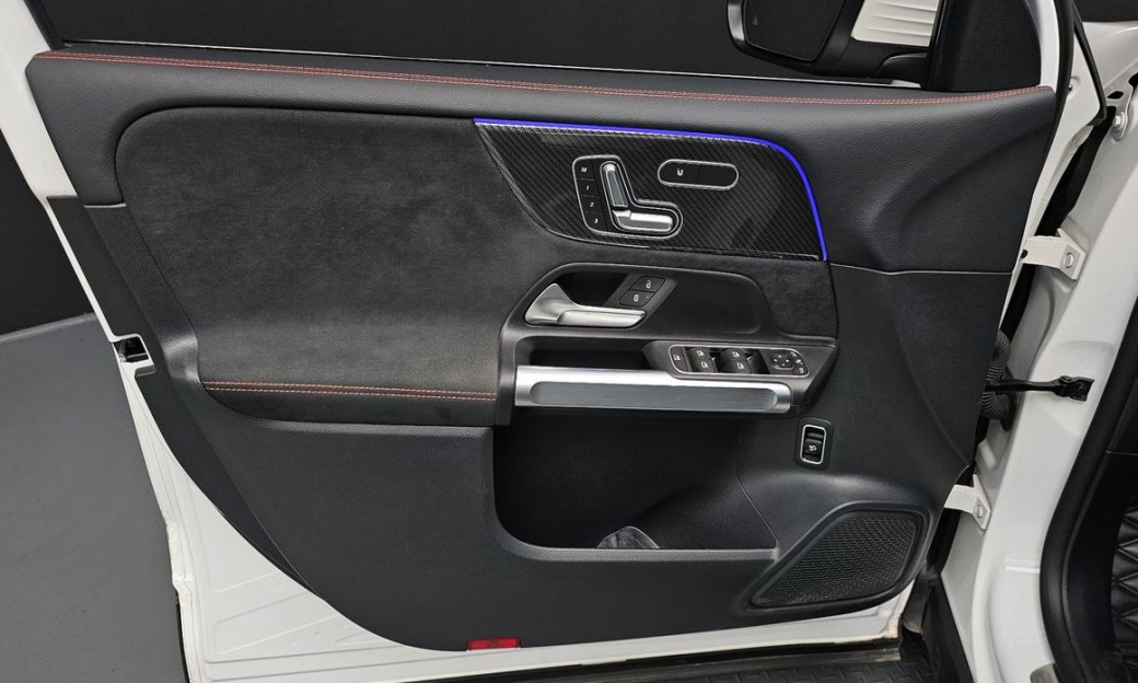 Mercedes-Benz GLB-Class AMG GLB35 4MATIC, 2023