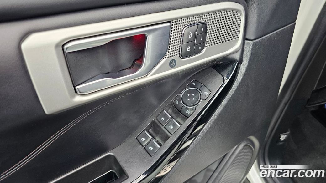 Ford Explorer 3.0 Platinum 4WD, 2022