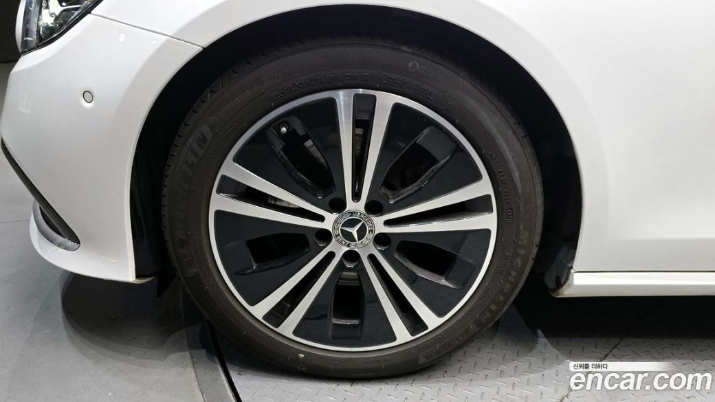 Mercedes-Benz E-Class E250 Avantgarde, 2022