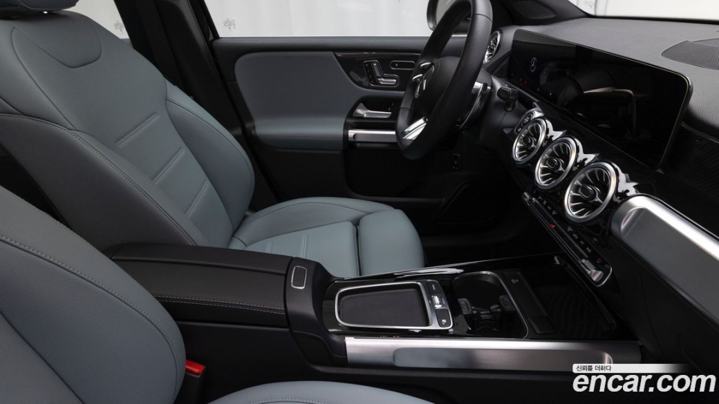 Mercedes-Benz GLB-Class AMG GLB35 4MATIC, 2025