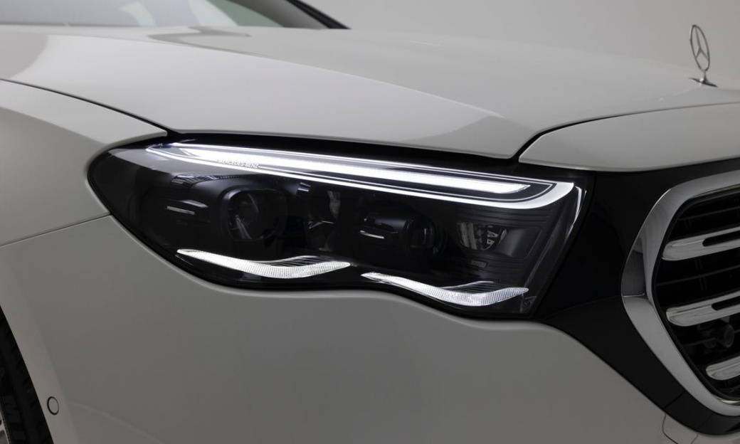 Mercedes-Benz E-Class E300 4MATIC Exclusive, 2025