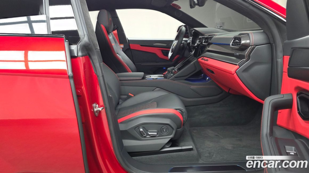 Lamborghini Urus 4.0 V8 S, 2024
