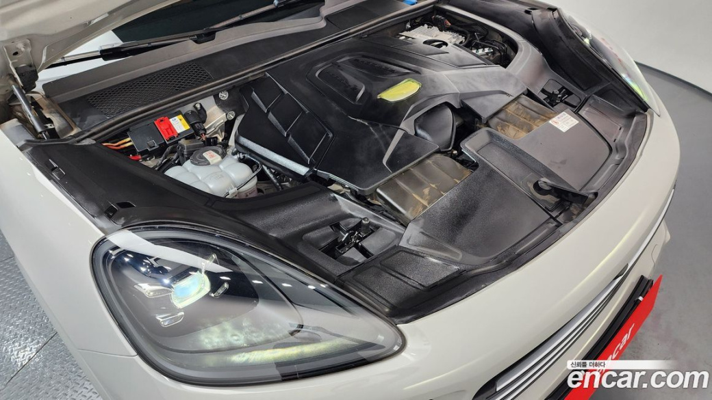 Porsche Cayenne 3.0, 2022