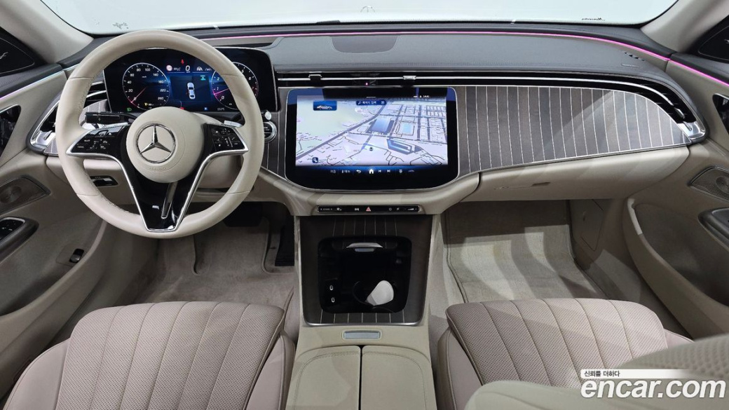 Mercedes-Benz E-Class E300 4MATIC Exclusive, 2024