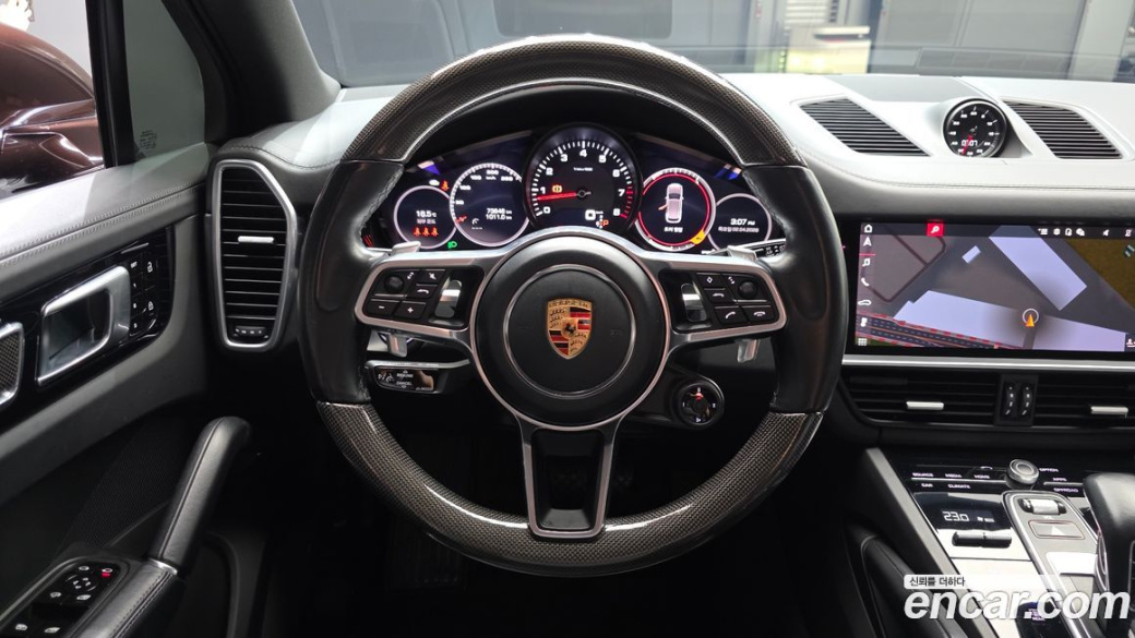 Porsche Cayenne 3.0, 2021
