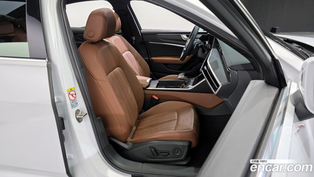 Audi A6 45 TFSI Quattro Premium, 2022