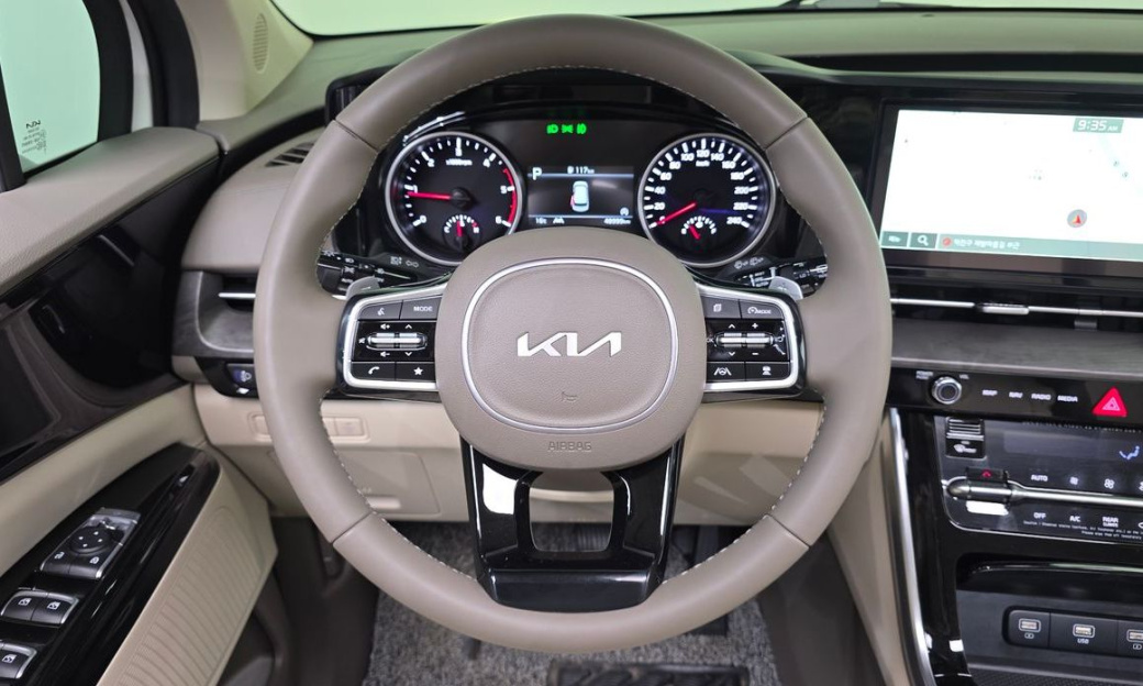 Kia Carnival 7-Seater Noblesse, 2023
