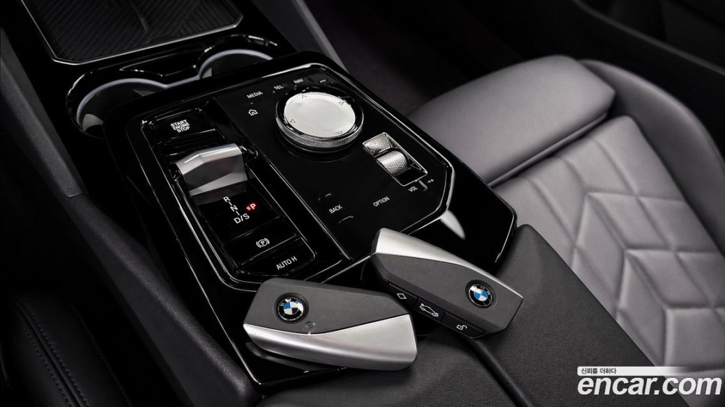 BMW 5-Series 520i, 2024