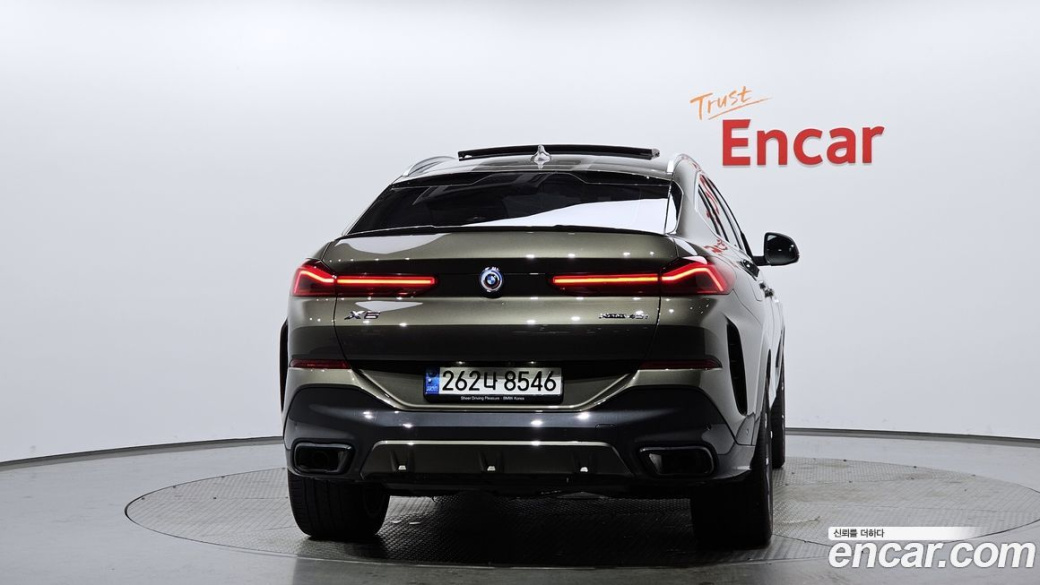BMW X6 xDrive40i M Sport, 2023