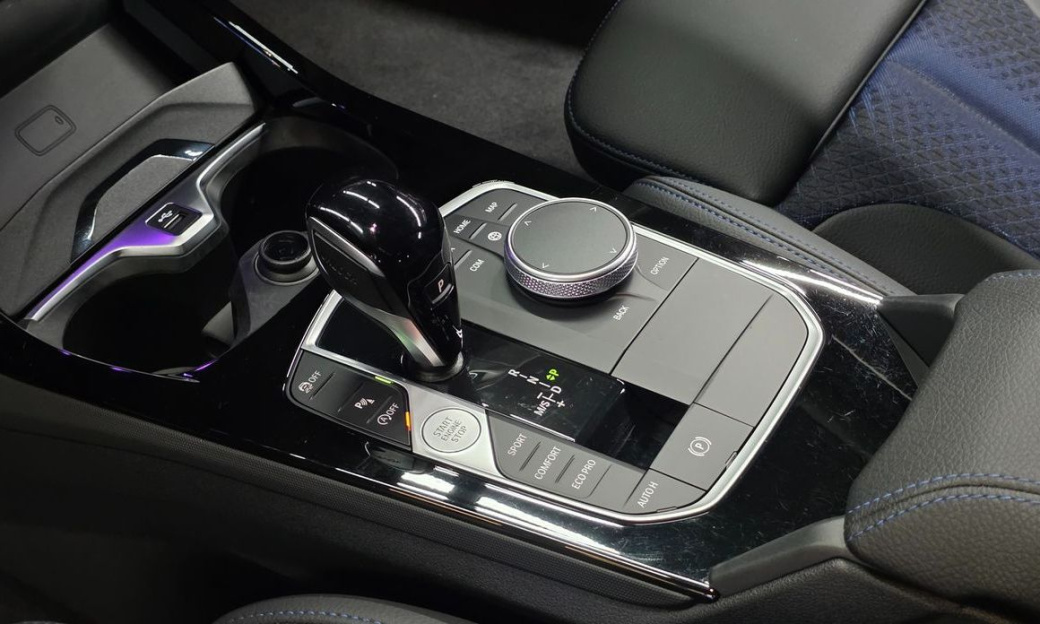 BMW 1-Series 120i M Sports, 2024