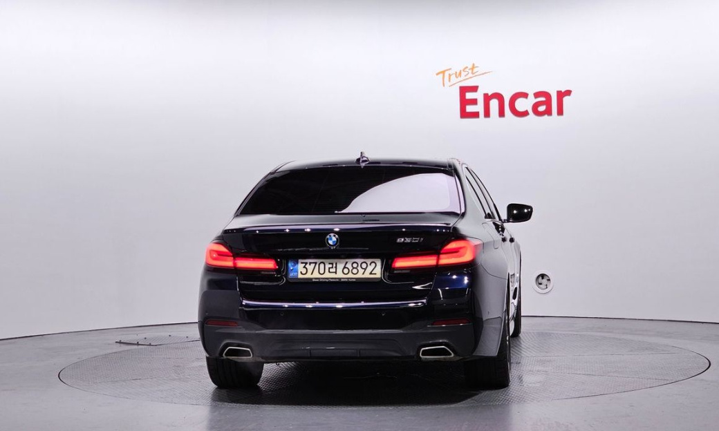 BMW 5-Series 530i M Sport Package, 2022