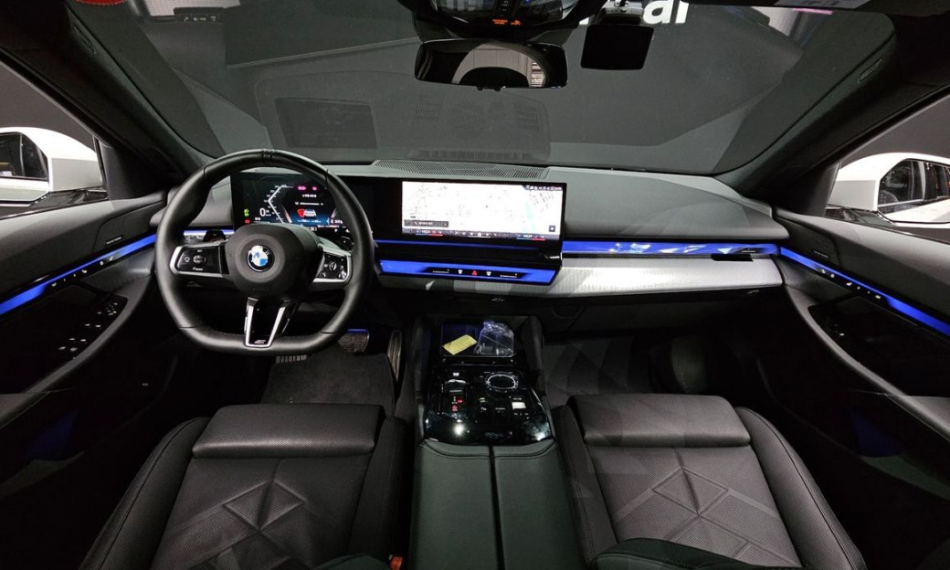 BMW 5-Series 530i xDrive M Sport, 2025