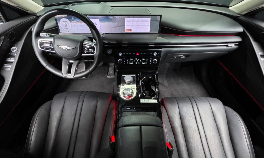 Genesis G80 Gasoline 2.5 Turbo AWD, 2025
