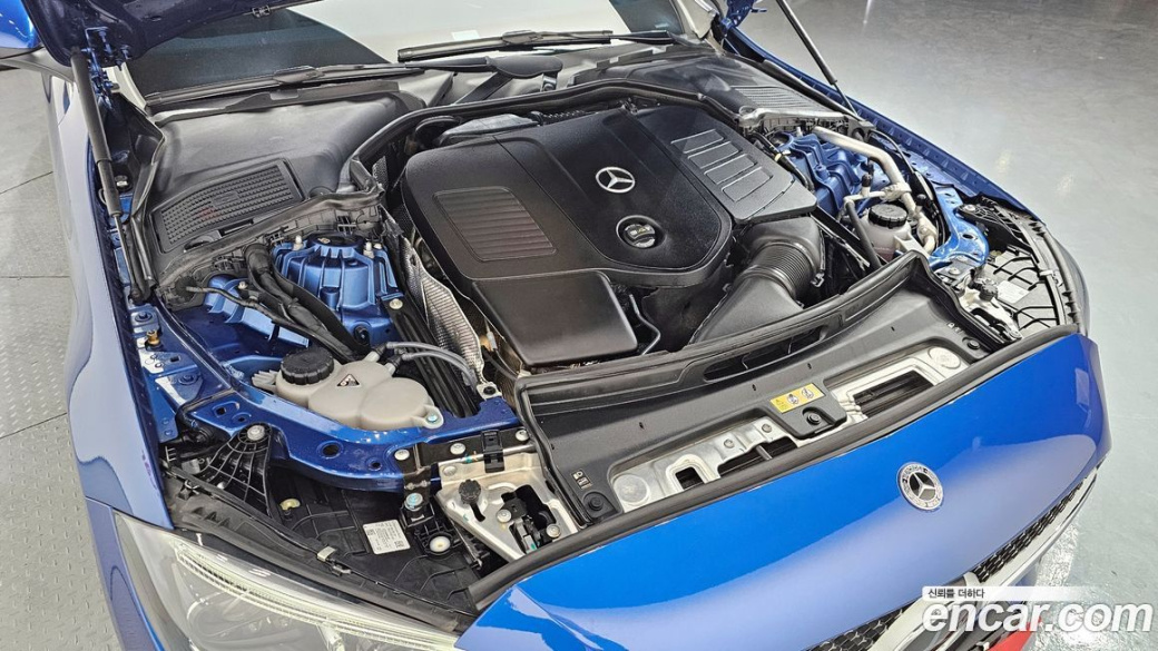 Mercedes-Benz C-Class C300 4MATIC AMG Line, 2023