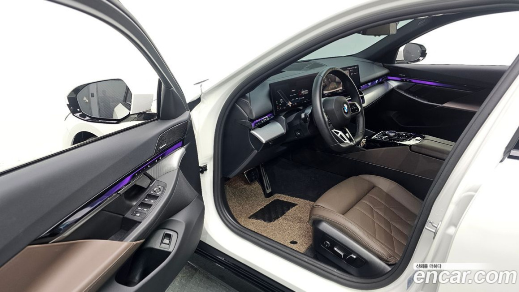 BMW 5-Series 523d M Sport, 2025
