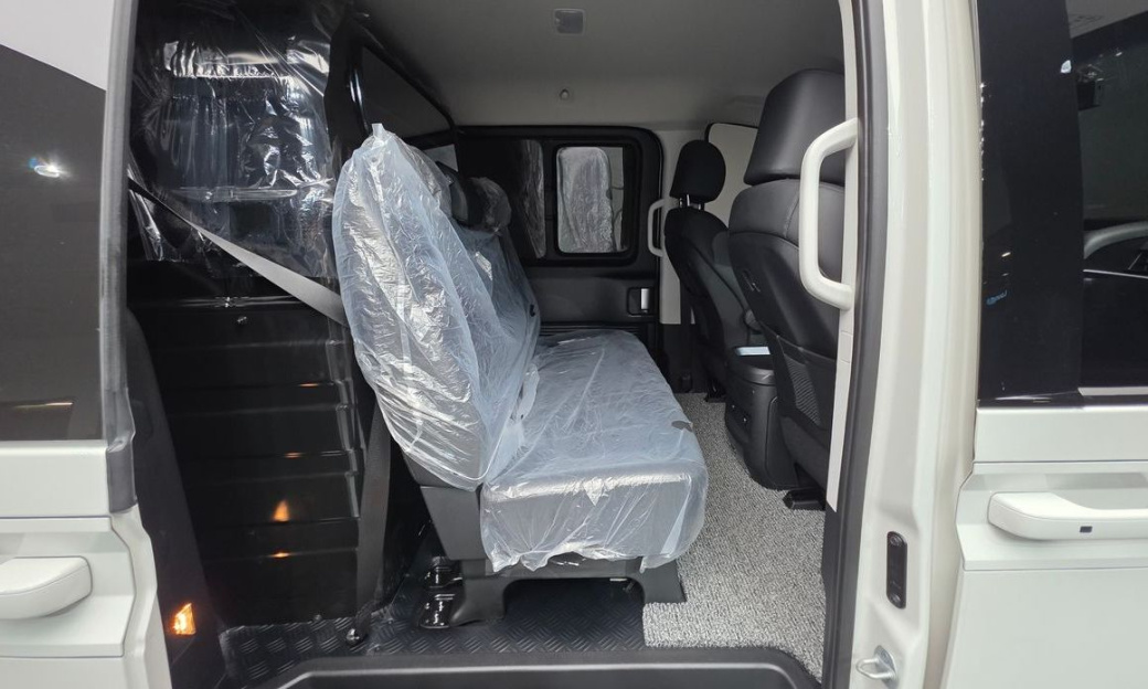Hyundai Staria Cargo 5-Seater, 2025