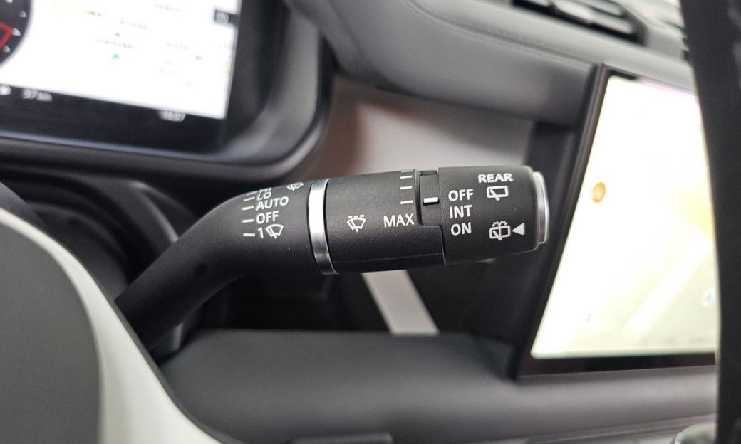 Land Rover Defender 110 D300 HSE, 2023