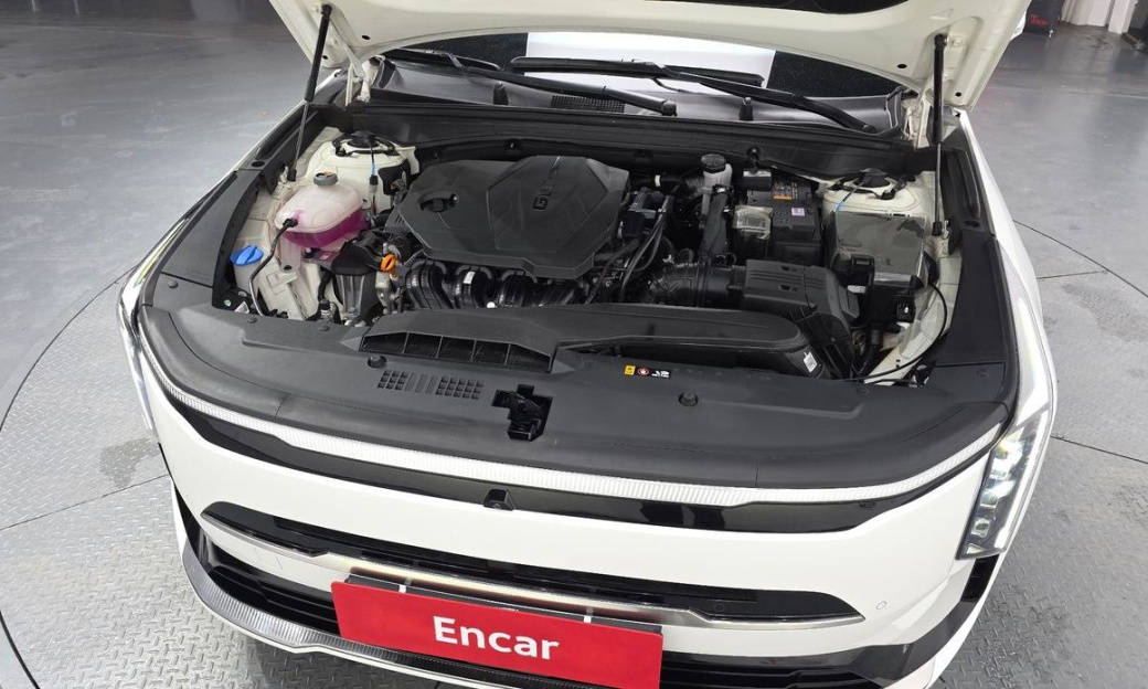 Kia K8 2.5 Gasoline 2WD, 2025