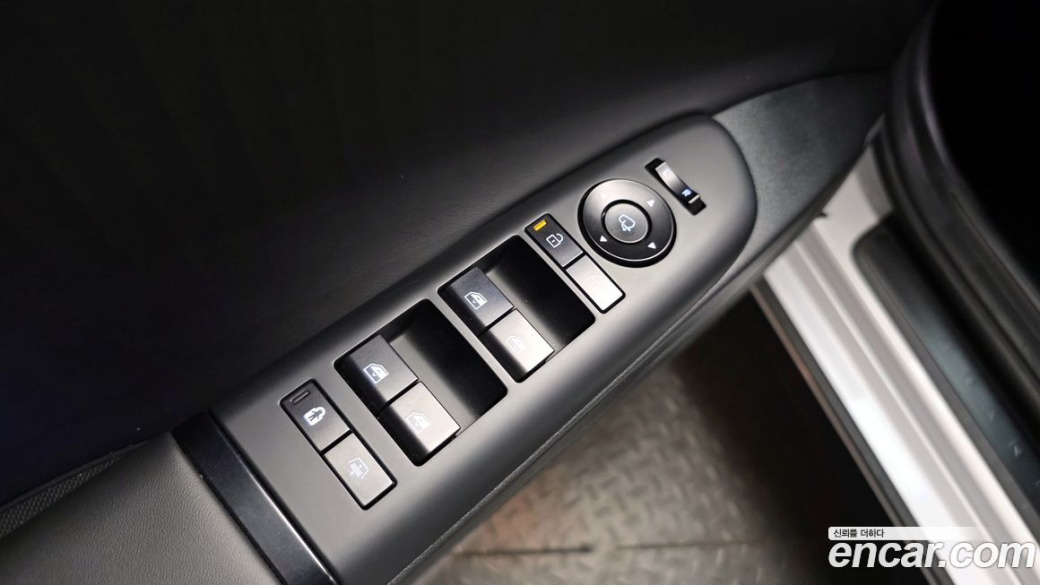 Hyundai Grandeur 2,5 Gasoline 2WD, 2023