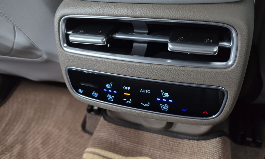 Genesis GV70 2.5T Gasoline 2WD, 2025