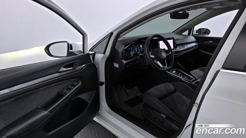 Volkswagen Golf 2.0 TDI Prestige, 2024
