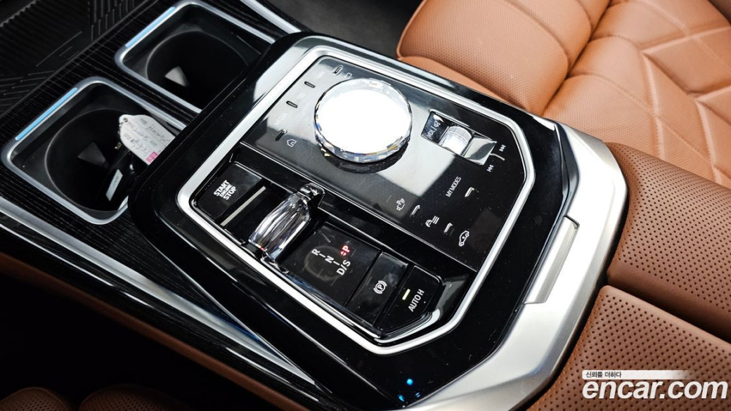 BMW 7-Series 740i xDrive M Sport, 2025