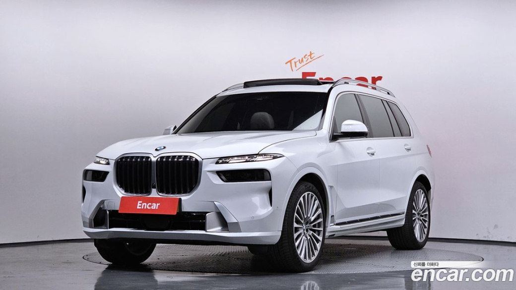 BMW X7 xDrive 40i Design Pure Excellence 7-Seater, 2025