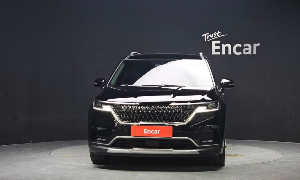 Kia Carnival 9-Seater Signature, 2023