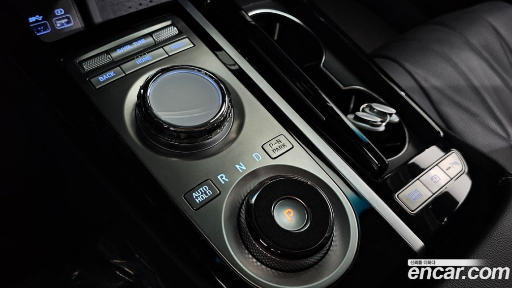 Genesis G80 Gasoline 2.5 Turbo AWD, 2023