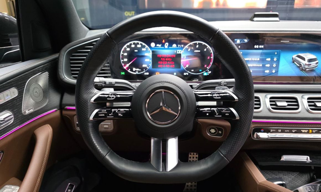 Mercedes-Benz GLS-Class GLS450d 4MATIC, 2025