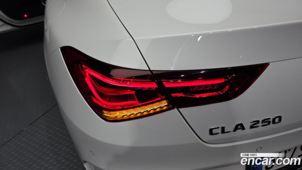 Mercedes-Benz CLA-Class CLA250 4MATIC, 2023