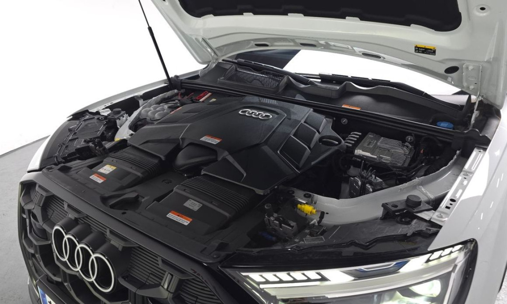 Audi Q7 55 TFSI Quattro Premium, 2025
