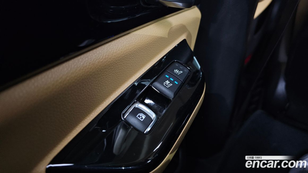 Kia Carnival 9-Seater Signature, 2022