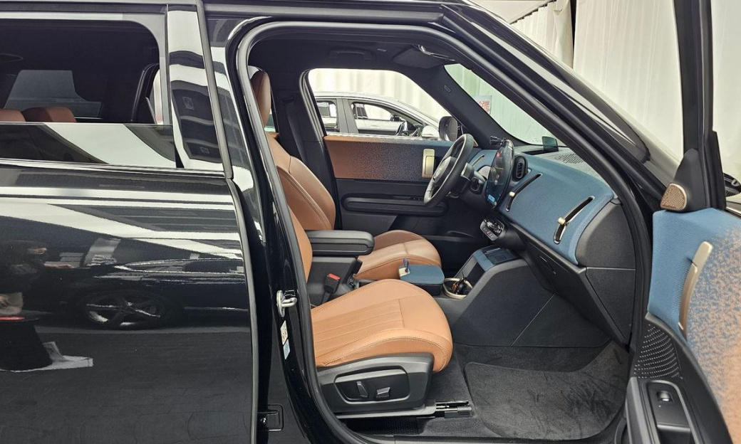 Mini Countryman ALL4 Favoured, 2024