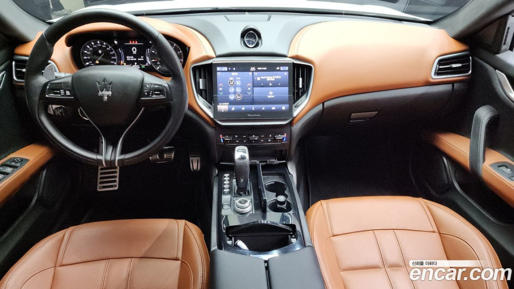 Maserati Ghibli 3.0 Modena, 2022