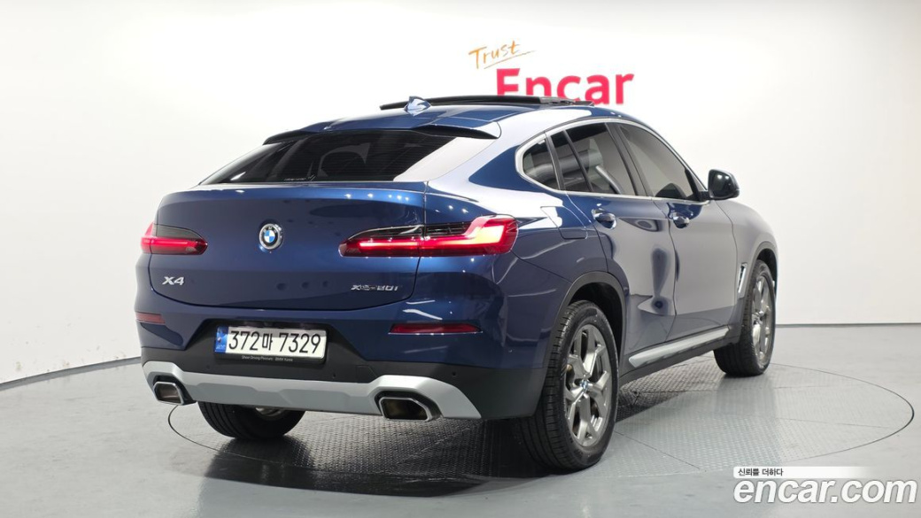 BMW X4 xDrive20i xLine, 2022
