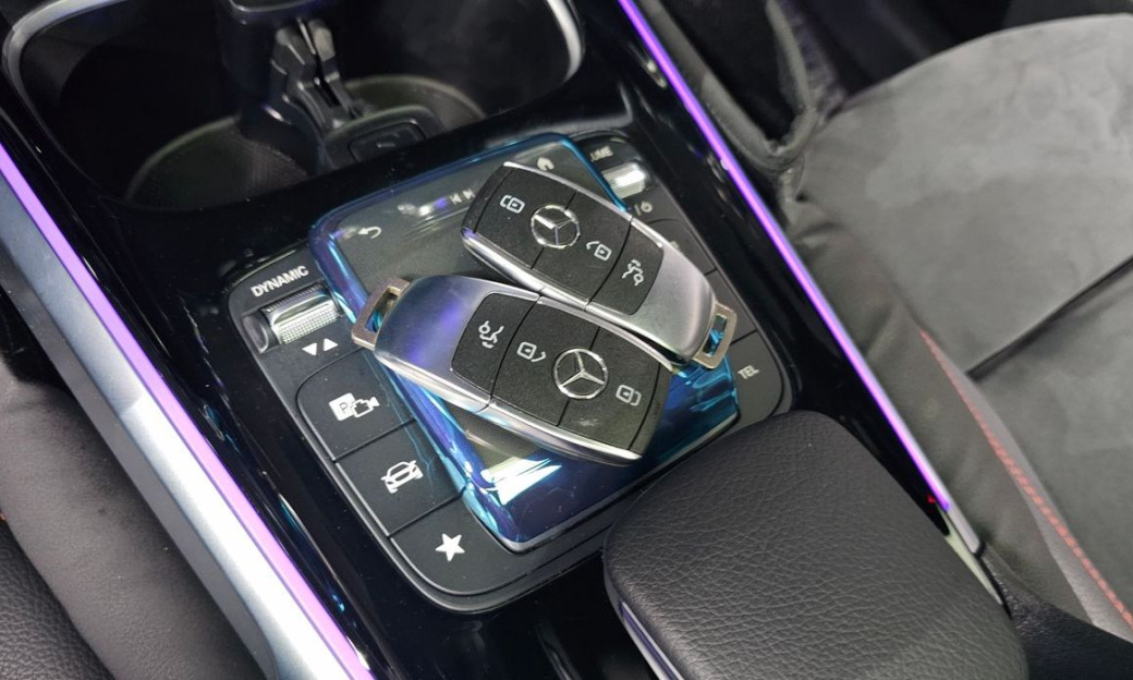 Mercedes-Benz GLB-Class GLB250 4MATIC, 2023