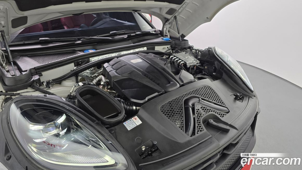 Porsche Macan 2.9 GTS, 2022