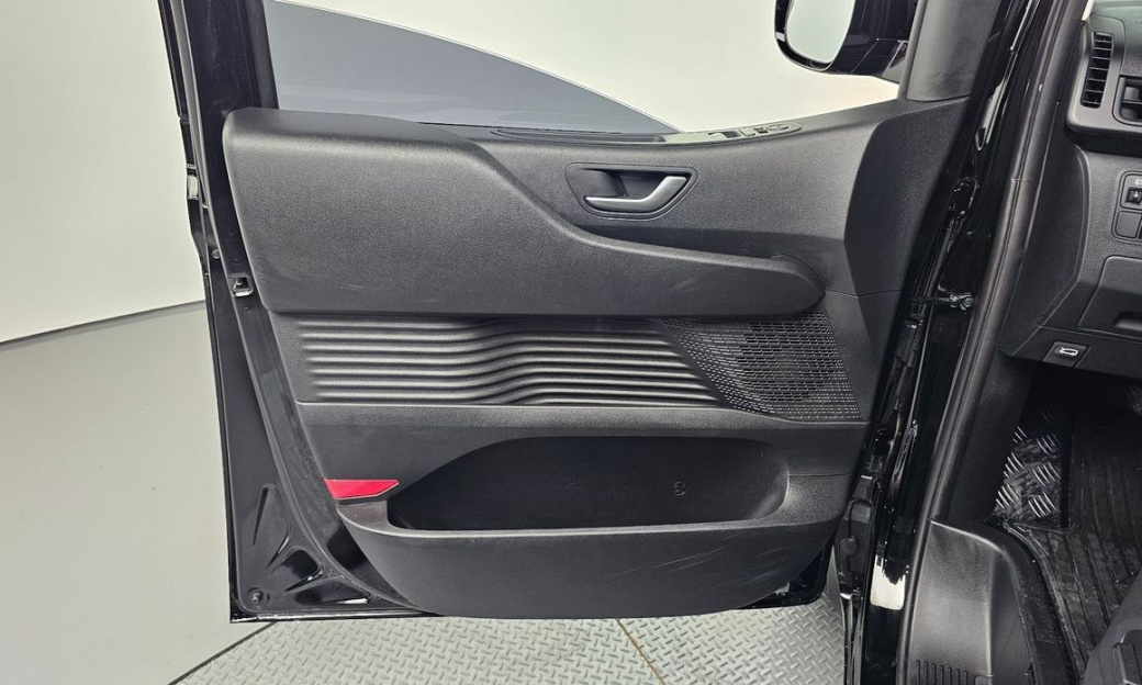 Hyundai Staria Tourer 9-Seater, 2024
